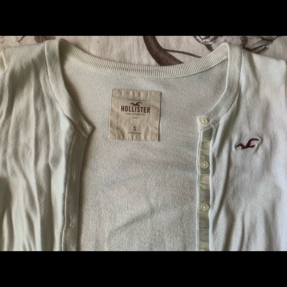 Vintage Hollister Cardigan - Picture 4 of 4